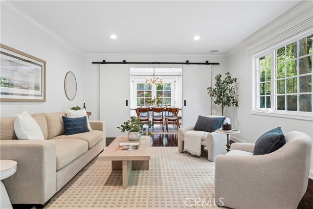 Detail Gallery Image 7 of 73 For 4590 Ensenada Dr, Woodland Hills,  CA 91364 - 3 Beds | 2/1 Baths