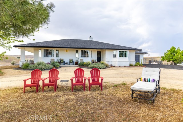3150 Bluegrass Place, Creston CA: https://media.crmls.org/medias/9bffa75d-a42b-4d38-a4a3-e2567ec10704.jpg