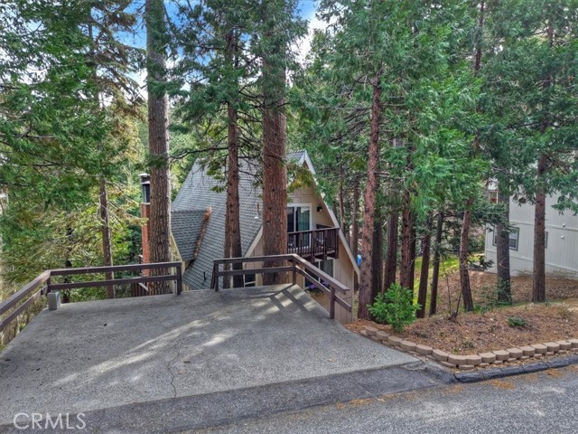 Detail Gallery Image 66 of 71 For 155 Birchwood, Lake Arrowhead,  CA 92352 - 3 Beds | 2 Baths