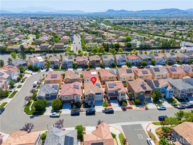 16087 Apricot Ave, Chino CA: https://media.crmls.org/medias/9bffe549-0c95-47f4-86ee-6fcb7b11039a.jpg