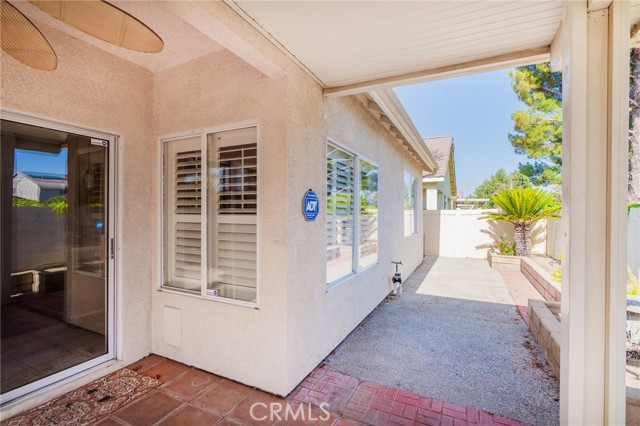 819 Camino De Plata, San Jacinto CA: https://media.crmls.org/medias/9c0039df-b1ee-49a2-8a55-c6f270496c8b.jpg
