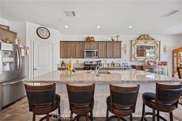 Detail Gallery Image 9 of 39 For 29508 Falcon Hill Dr, Menifee,  CA 92584 - 5 Beds | 3 Baths