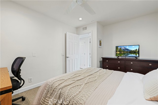 Detail Gallery Image 41 of 61 For 19519 Quail Creek Pl, Porter Ranch,  CA 91326 - 4 Beds | 3 Baths