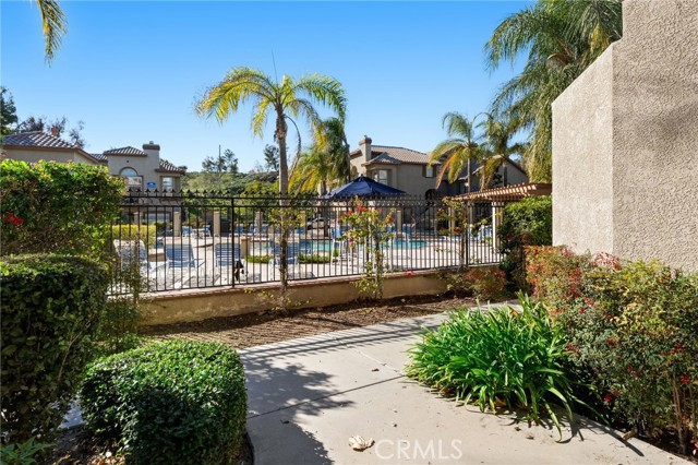 Detail Gallery Image 3 of 45 For 2900 via Toscana #101,  Corona,  CA 92879 - 2 Beds | 2 Baths