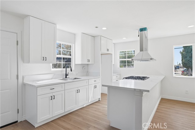 Detail Gallery Image 13 of 39 For 1381 E 5th, Ontario,  CA 91764 - 4 Beds | 1/1 Baths