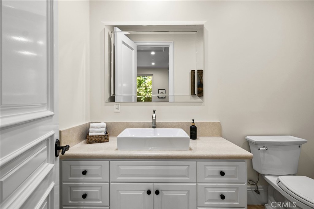 9c044953 Bffc 4236 902b D6f787f3aca9