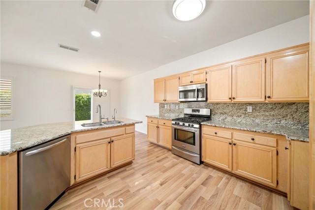 Detail Gallery Image 19 of 53 For 594 Yarrow Dr, Simi Valley,  CA 93065 - 3 Beds | 2/1 Baths