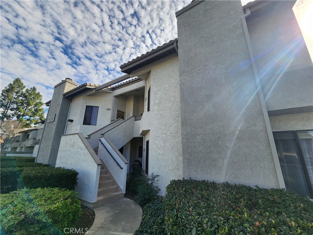 74 Brownfield Lane, Pomona, CA 91766