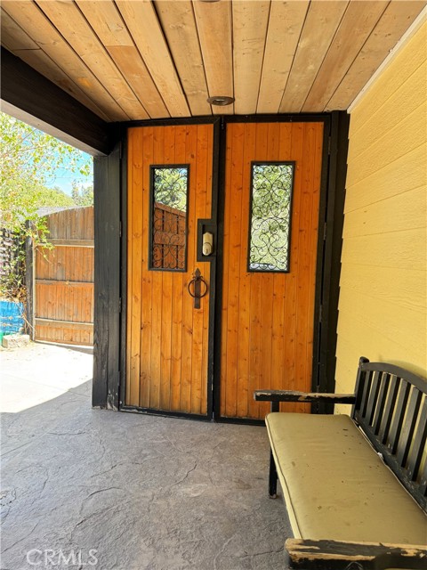 Detail Gallery Image 4 of 49 For 1164 Nadelhorn, Lake Arrowhead,  CA 92352 - 4 Beds | 4 Baths