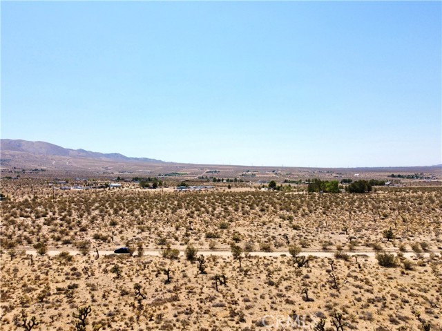 Detail Gallery Image 3 of 30 For 4510933 Ivanhoe Rd, Lucerne Valley,  CA 92356 - – Beds | – Baths