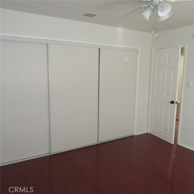 545 Chestnut Avenue, Long Beach CA: https://media.crmls.org/medias/9c08140f-6624-4014-b827-a96fa00beb3e.jpg