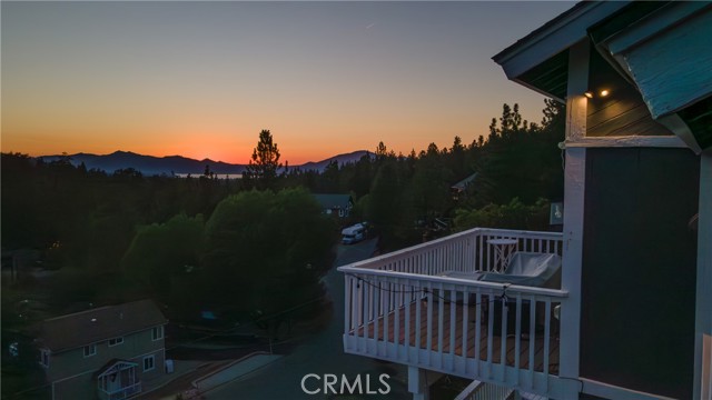 43866 Mendocino Drive, Big Bear Lake CA: https://media.crmls.org/medias/9c08e8b7-906d-4391-a72b-c79ae8801f9b.jpg