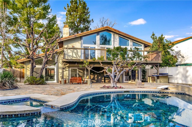 23216 Park Esperanza, Calabasas CA: https://media.crmls.org/medias/9c08e8d7-a1aa-4a2d-b20e-1b9f339fa31e.jpg