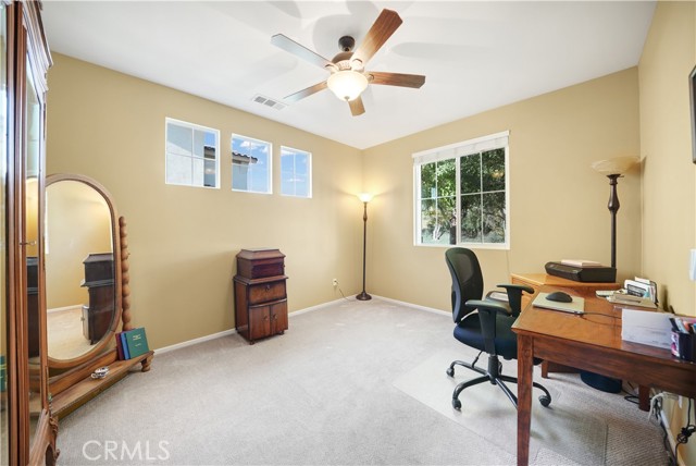 Detail Gallery Image 3 of 26 For 34063 Corktree Rd, Lake Elsinore,  CA 92532 - 3 Beds | 2/1 Baths