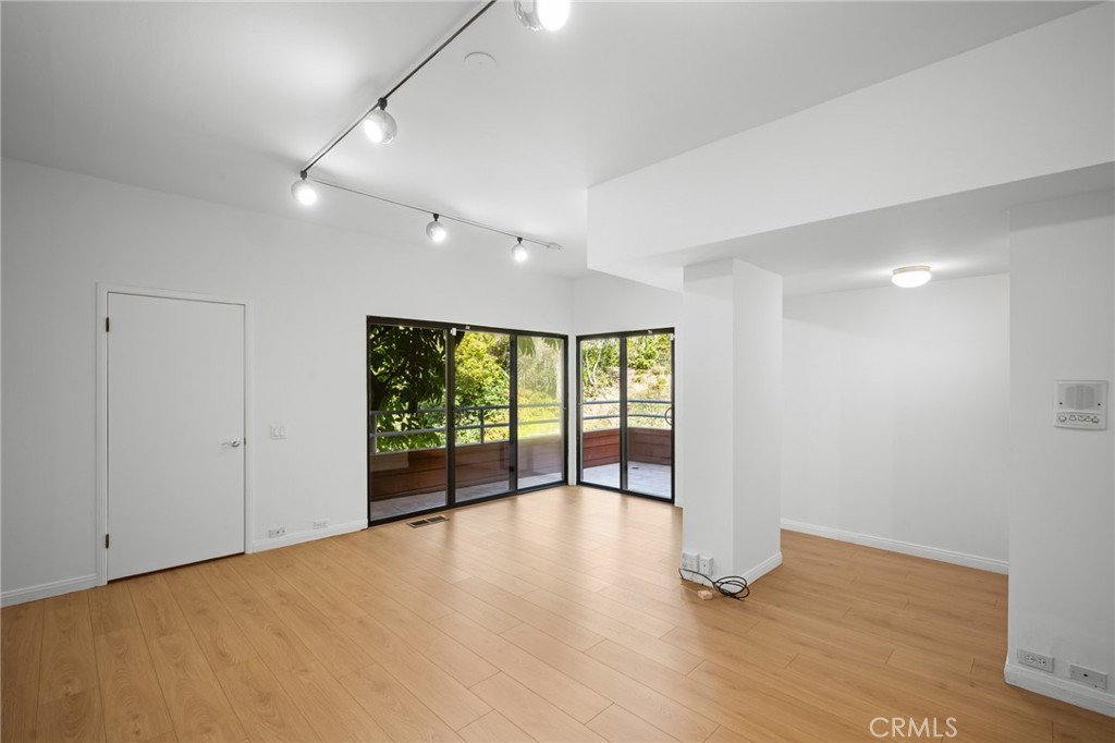 1521 N Columbus Avenue Glendale img 14