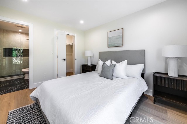 Detail Gallery Image 7 of 36 For 22919 Leonora Dr, Woodland Hills,  CA 91367 - 4 Beds | 2 Baths