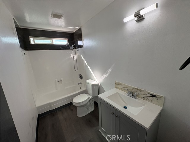 Detail Gallery Image 11 of 19 For 2826 Cogswell Rd #C,  El Monte,  CA 91732 - 2 Beds | 1/1 Baths