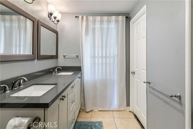 419 Marcia Street, Redlands CA: https://media.crmls.org/medias/9c0b264a-7284-4153-8767-f2d61f885ee4.jpg
