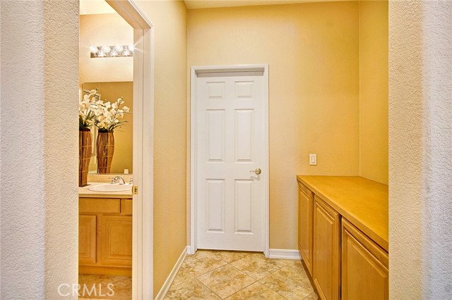 Detail Gallery Image 19 of 38 For 11578 Trailrun Ct, Riverside,  CA 92505 - 4 Beds | 2/1 Baths