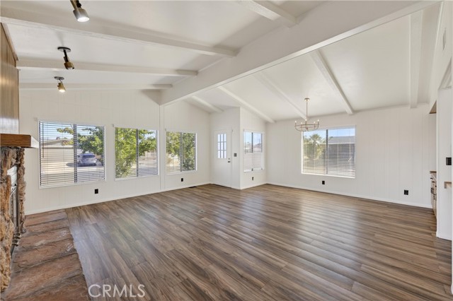 Detail Gallery Image 7 of 41 For 642 Roadrunner Way, Perris,  CA 92570 - 2 Beds | 2 Baths