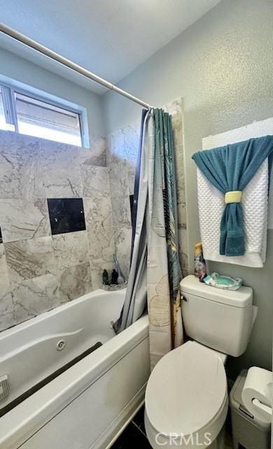 Detail Gallery Image 8 of 18 For 25358 Maxy Dr, Moreno Valley,  CA 92551 - 3 Beds | 2 Baths