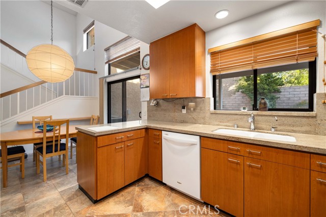 38225 6th W Street, Palmdale CA: https://media.crmls.org/medias/9c0cd034-232a-401d-82d3-eb29c74086c5.jpg