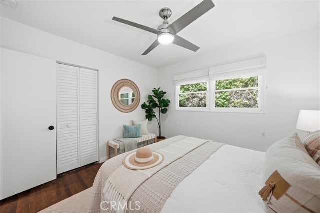 1039 8th Street, Hermosa Beach, California 90254, 2 Bedrooms Bedrooms, 0 ,1 BathroomBathrooms,Residential,For Sale,8th,0,SB26121769