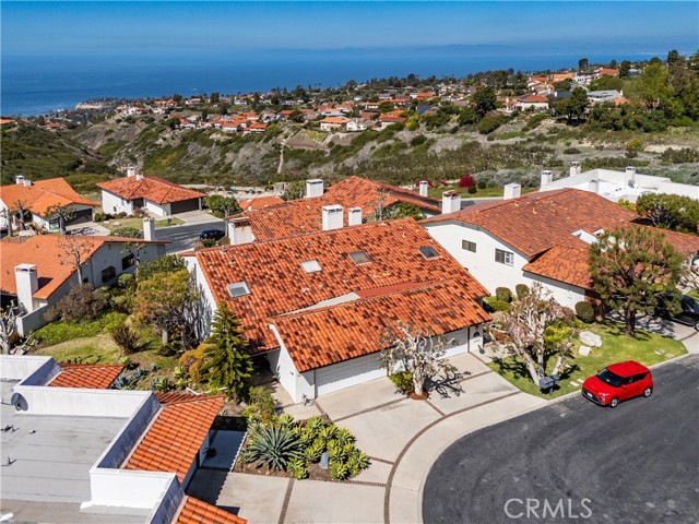 25 Ocean Crest Court, Rancho Palos Verdes, California 90275, 2 Bedrooms Bedrooms, ,3 BathroomsBathrooms,Residential,For Sale,Ocean Crest,PV25053796