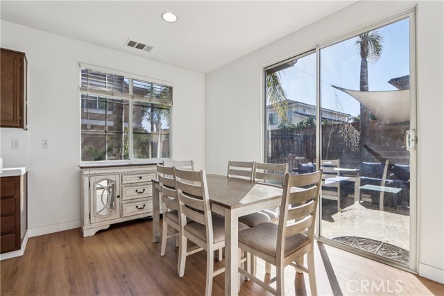 Detail Gallery Image 7 of 27 For 11372 Riverpass Ct, Riverside,  CA 92505 - 3 Beds | 2/1 Baths