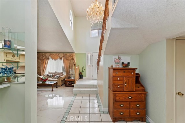 Detail Gallery Image 5 of 44 For 6184 Mandy, San Bernardino,  CA 92407 - 7 Beds | 4 Baths