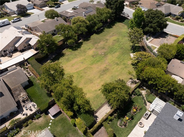 608 Grove Court, Arroyo Grande CA: https://media.crmls.org/medias/9c0ffd35-8eff-48ef-aee5-2a098ba653dd.jpg