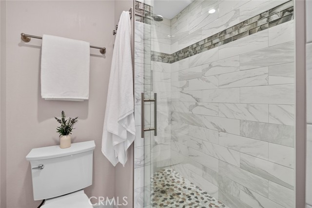 Detail Gallery Image 25 of 33 For 1074 Buckingham, Newport Beach,  CA 92660 - 2 Beds | 2/1 Baths