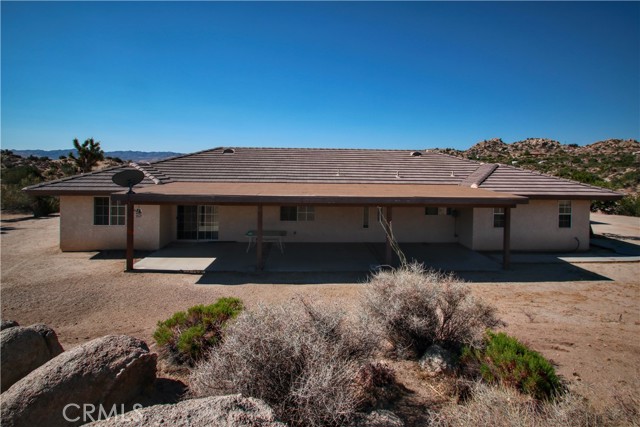 5601 Grand Avenue, Yucca Valley CA: https://media.crmls.org/medias/9c10654f-f422-4ced-84ba-a3c23e5b92f8.jpg
