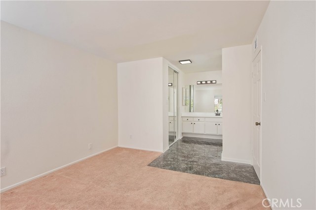 Detail Gallery Image 8 of 18 For 5700 Etiwanda Ave #259,  Tarzana,  CA 91356 - 2 Beds | 2 Baths