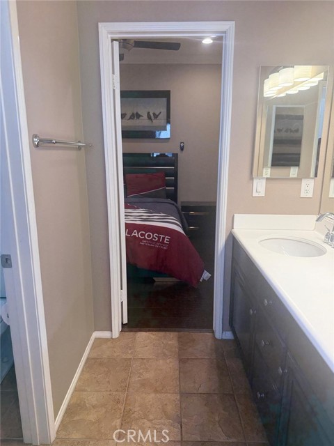 8200 E Brookdale Lane, Anaheim CA: https://media.crmls.org/medias/9c10ae44-be50-4e1a-9d65-0a5c540ca33e.jpg