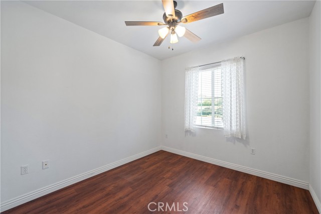Detail Gallery Image 23 of 28 For 30505 Canyon Hills Rd #1205,  Lake Elsinore,  CA 92532 - 3 Beds | 2/1 Baths