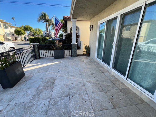113 7th Street, Seal Beach CA: https://media.crmls.org/medias/9c11f4e0-582f-4126-8dcf-82203e0d9253.jpg