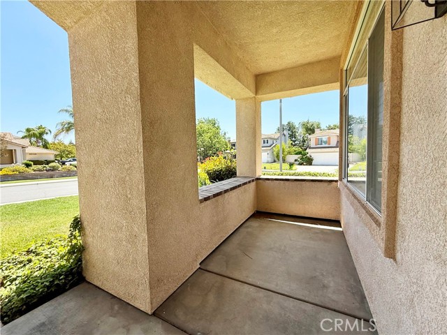 Detail Gallery Image 12 of 18 For 42977 Calle Londe, Temecula,  CA 92592 - 4 Beds | 2 Baths