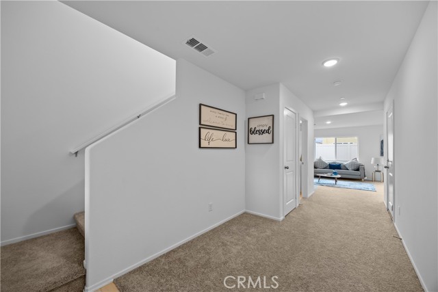 Detail Gallery Image 9 of 27 For 2168 Redwood Ln, Banning,  CA 92220 - 3 Beds | 2/1 Baths