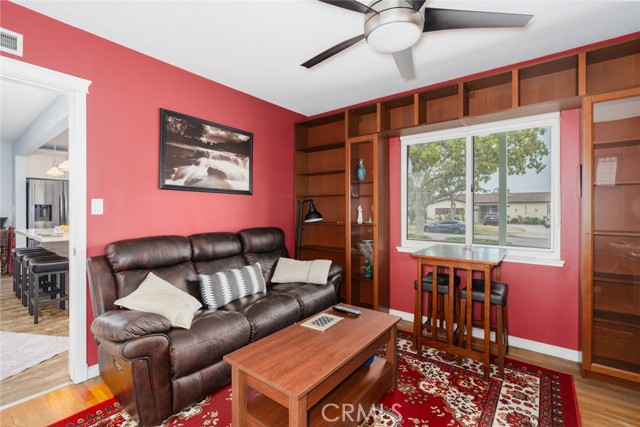1501 W Baker Avenue, Fullerton CA: https://media.crmls.org/medias/9c12327d-aff3-4565-a617-4e9f78f6fc18.jpg
