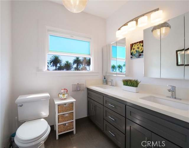 Detail Gallery Image 21 of 40 For 3711 S Patton, San Pedro,  CA 90731 - 3 Beds | 2 Baths