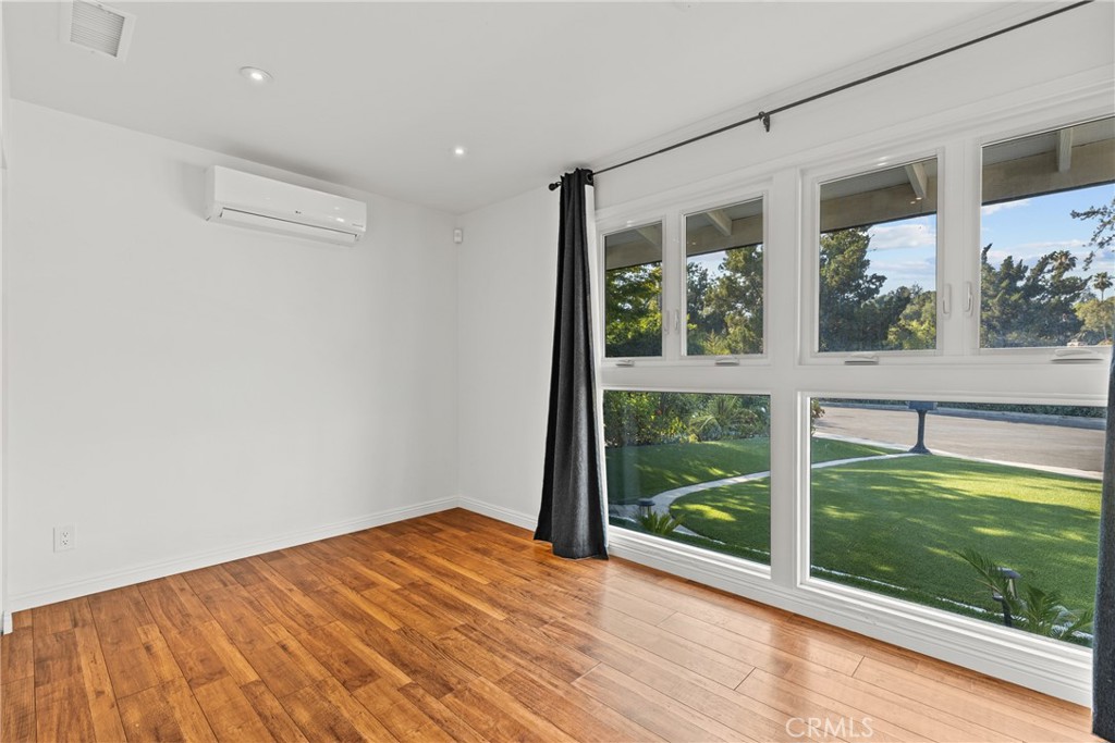 MLS #SR25241551 image #16