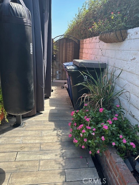 Detail Gallery Image 32 of 33 For 10031 Aspen Cir, Santa Fe Springs,  CA 90670 - 3 Beds | 2/1 Baths