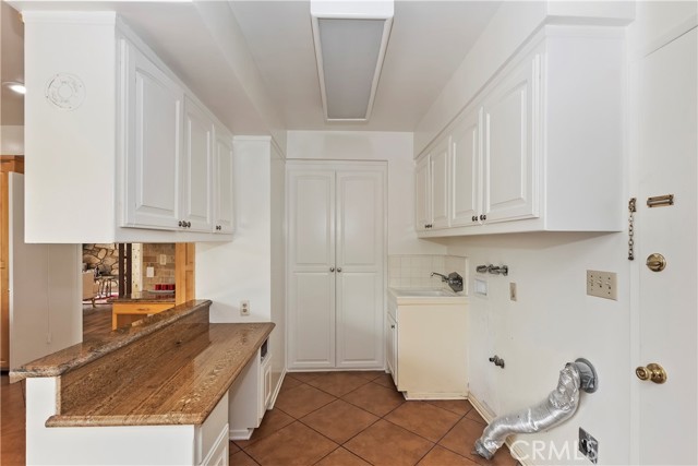 6 Sundown Drive, Rolling Hills Estates, California 90274, 3 Bedrooms Bedrooms, ,2 BathroomsBathrooms,Residential,Sold,Sundown,SB21200271