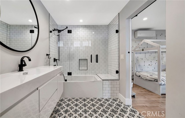Detail Gallery Image 23 of 43 For 23777 Mulholland Hwy Spc 153, Calabasas,  CA 91302 - 3 Beds | 2/1 Baths