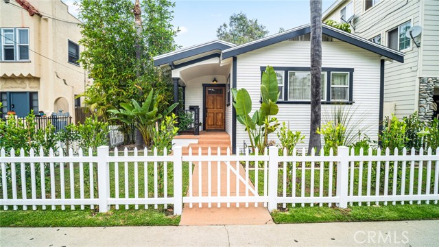 Image 2 for 1147 Ximeno Ave, Long Beach, CA 90804