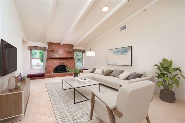 Detail Gallery Image 13 of 43 For 964 N Entrada Way, Glendora,  CA 91741 - 6 Beds | 3 Baths