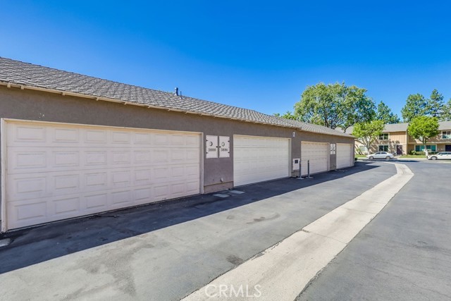 3888 Chelsea Drive, La Verne CA: https://media.crmls.org/medias/9c158a35-325c-4bac-b08d-82c9040e7e4e.jpg
