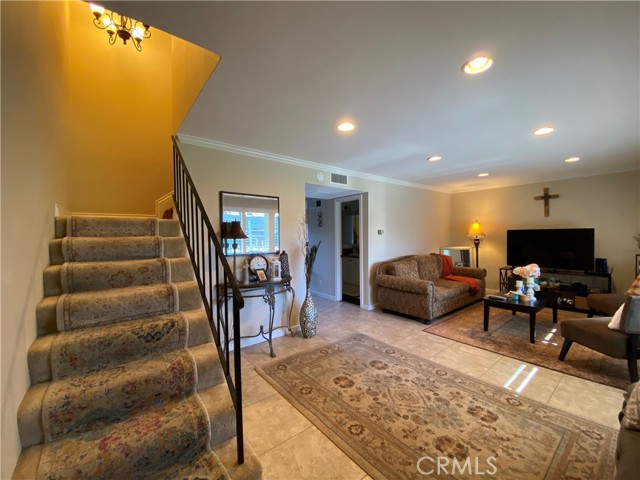 Detail Gallery Image 18 of 44 For 10098 Fall River Ct, Fountain Valley,  CA 92708 - 3 Beds | 2/1 Baths