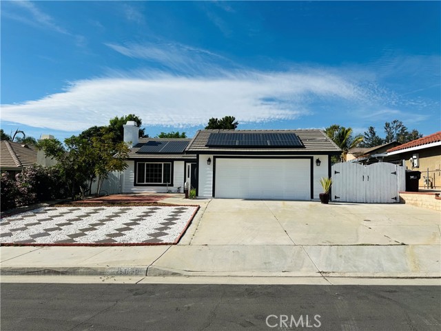 Detail Gallery Image 4 of 28 For 25690 Onate Dr, Moreno Valley,  CA 92557 - 3 Beds | 2 Baths